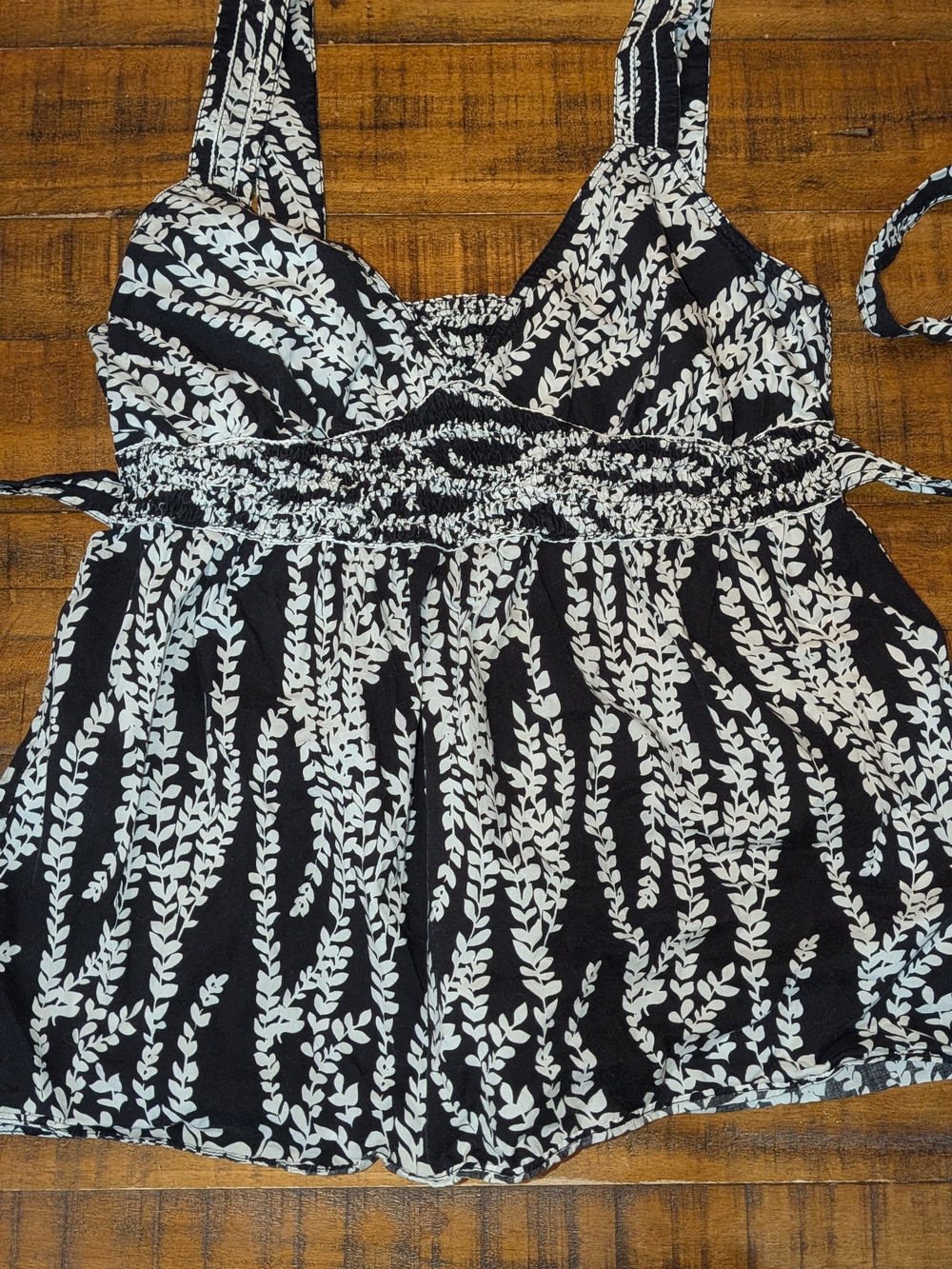 Tommy Hilfiger Black and White Leaf Print Babydoll Top